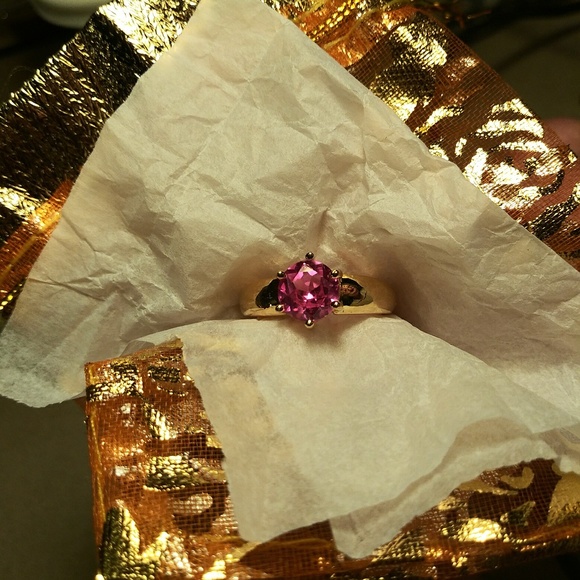 Pink Sapphire Ring - Picture 4 of 4